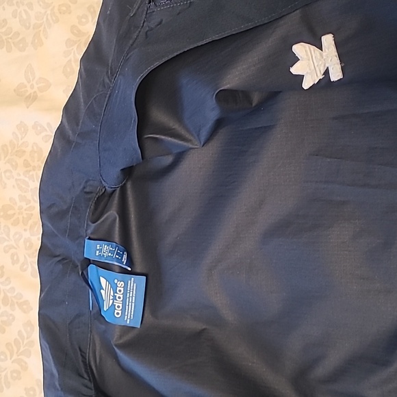 Adidas blue spring jacket - Picture 2 of 4